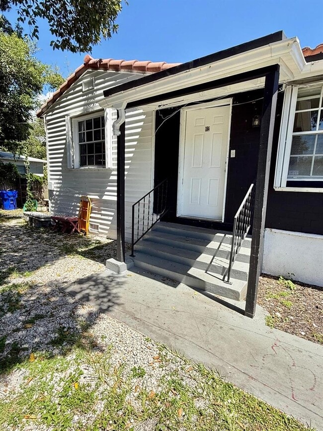 5020 NW 1st Ave in Miami, FL - Building Photo - Building Photo