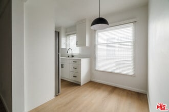 1147 Horn Ave in West Hollywood, CA - Building Photo - Building Photo