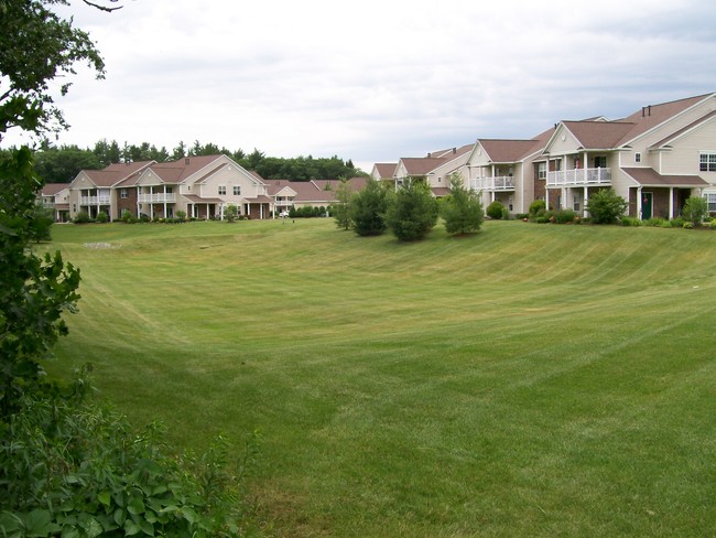 Saratoga Heritage in Wilton, NY - Building Photo - Building Photo