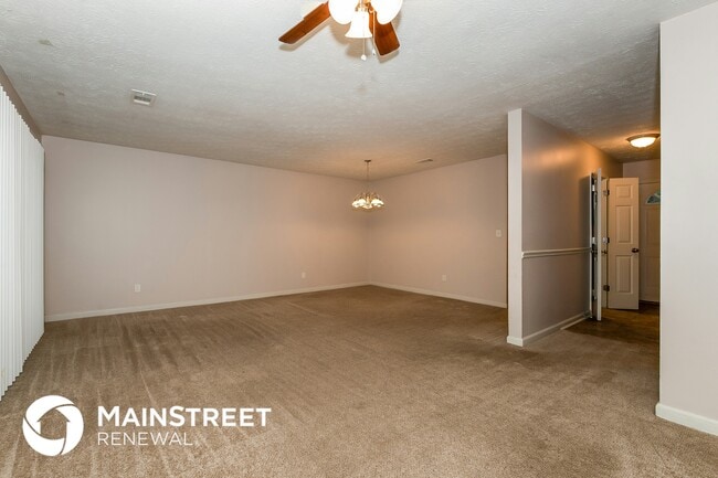 271 River Chase Dr in Jonesboro, GA - Building Photo - Building Photo