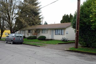 9404-9416 N Lombard St in Portland, OR - Building Photo