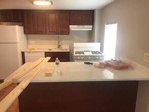 1615 N Wells St, Unit 2 in Chicago, IL - Building Photo - Building Photo