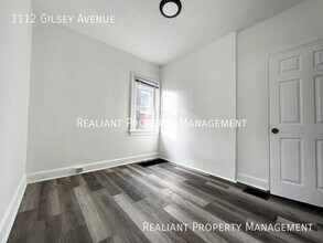 1112 Gilsey Ave in Cincinnati, OH - Building Photo - Building Photo