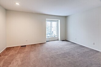 3207 Champions Dr in Wilmington, DE - Building Photo - Building Photo