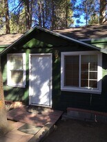 1103 Sierra Blvd in South Lake Tahoe, CA - Building Photo