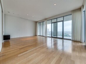 1717 Arts Plaza in Dallas, TX - Building Photo - Building Photo