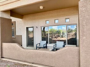 655 W Vistoso Highlands Dr, Unit 104 in Oro Valley, AZ - Building Photo - Building Photo
