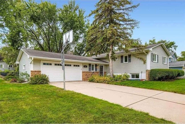 property at 10105 39th Ave N