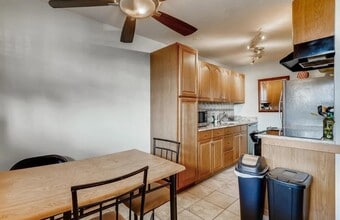 1233 N Ogden St, Unit 102 in Denver, CO - Foto de edificio - Building Photo