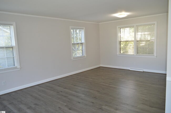 206 Hillside Dr in Greer, SC - Building Photo - Building Photo