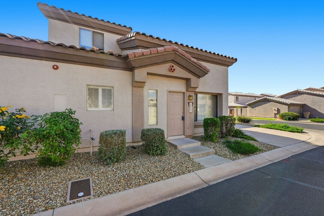 8029 W Mary Jane Ln in Peoria, AZ - Building Photo