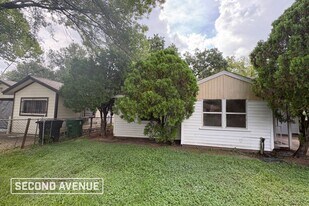 5522 Malmedy Rd in Houston, TX - Building Photo