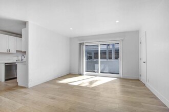 3637 Jasmine in Los Angeles, CA - Building Photo - Building Photo