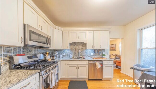 375 Prospect St, Unit 1 in Cambridge, MA - Foto de edificio - Building Photo
