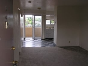 714 Modoc St in Vallejo, CA - Foto de edificio - Building Photo