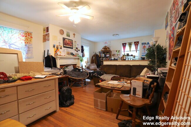 16 South St, Unit 2 in Boston, MA - Foto de edificio - Building Photo