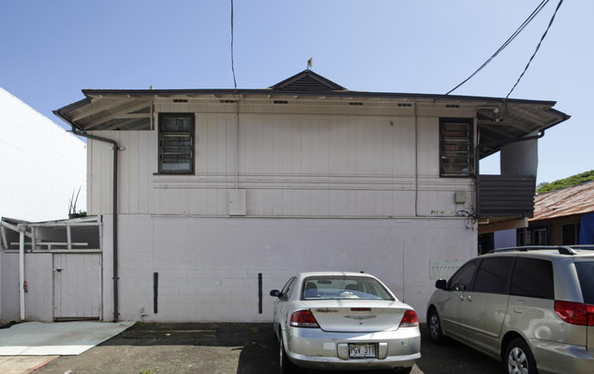 907 Palm Pl in Wahiawa, HI - Foto de edificio - Building Photo