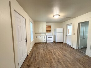 3 Division St in Chippewa Falls, WI - Building Photo - Building Photo