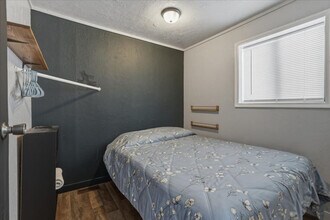 290 E 4th S in Mountain Home, ID - Building Photo - Building Photo