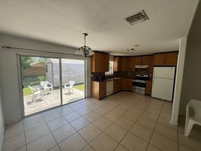 2380 Saranac Ave in West Palm Beach, FL - Building Photo - Building Photo