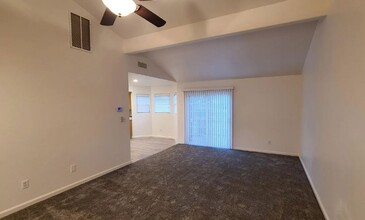 4425 Red Bluff St in Shasta Lake, CA - Building Photo - Building Photo