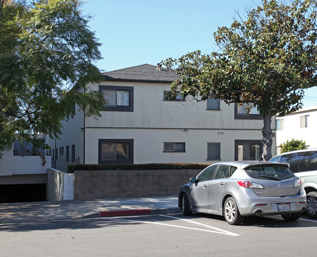 1528 9th St in Santa Monica, CA - Foto de edificio - Building Photo