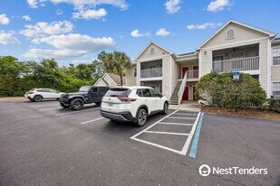 31125 Paradise Cmns in Fernandina Beach, FL - Building Photo