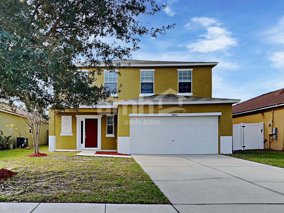 4860 Windbourne Way in St. Cloud, FL - Building Photo