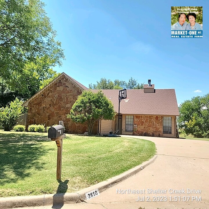 2810 NE Shelter Creek Dr in Lawton, OK - Building Photo