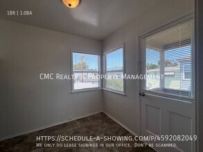 4841 1/2 Clark Ave in Long Beach, CA - Building Photo - Building Photo