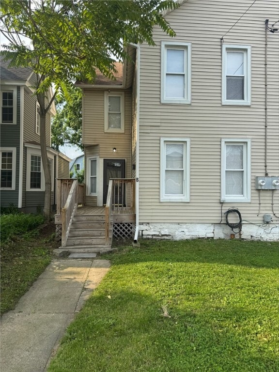 128 E 11th St in Elmira Heights, NY - Foto de edificio - Building Photo