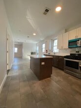 334 Bond St in Elizabeth, NJ - Building Photo - Building Photo