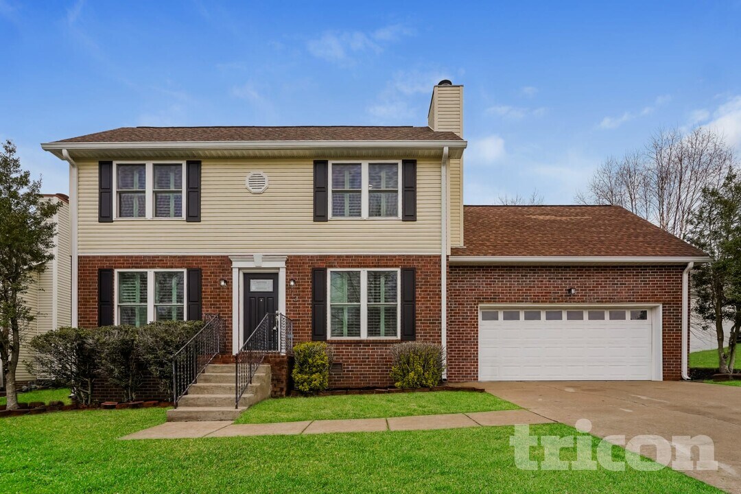 113 Homestead Pl in Hendersonville, TN - Building Photo