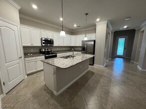 11513 Shady Blossom Dr in Ft. Myers, FL - Building Photo - Building Photo