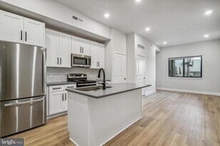 2157 E Lehigh Ave in Philadelphia, PA - Building Photo