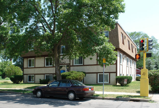 3547 Grand Ave S in Minneapolis, MN - Foto de edificio - Building Photo