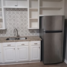 2717 Rogers St in Corpus Christi, TX - Foto de edificio - Building Photo