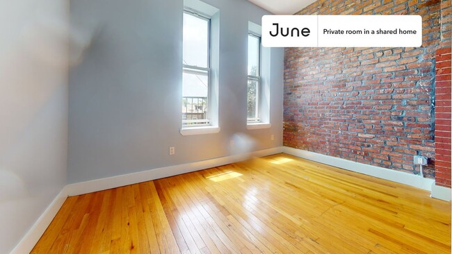 property at 886 Jefferson Ave
