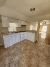 4819 Nome St in Dallas, TX - Building Photo - Building Photo