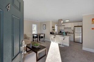 2128 S Roxboro St in Durham, NC - Building Photo