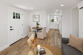 4710 Mansfield St in San Diego, CA - Building Photo - Building Photo