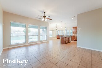 3601 Royal Ct in Midlothian, TX - Foto de edificio - Building Photo