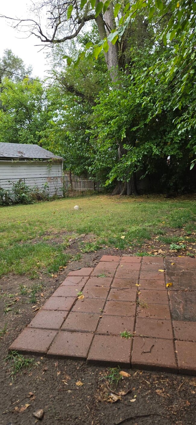 19451 Woodingham Dr in Detroit, MI - Building Photo - Building Photo