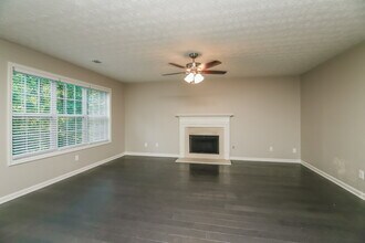 369 Kades Cove Dr in Dallas, GA - Building Photo - Building Photo