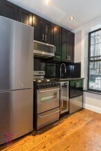 147 Avenue A in New York, NY - Building Photo - Building Photo