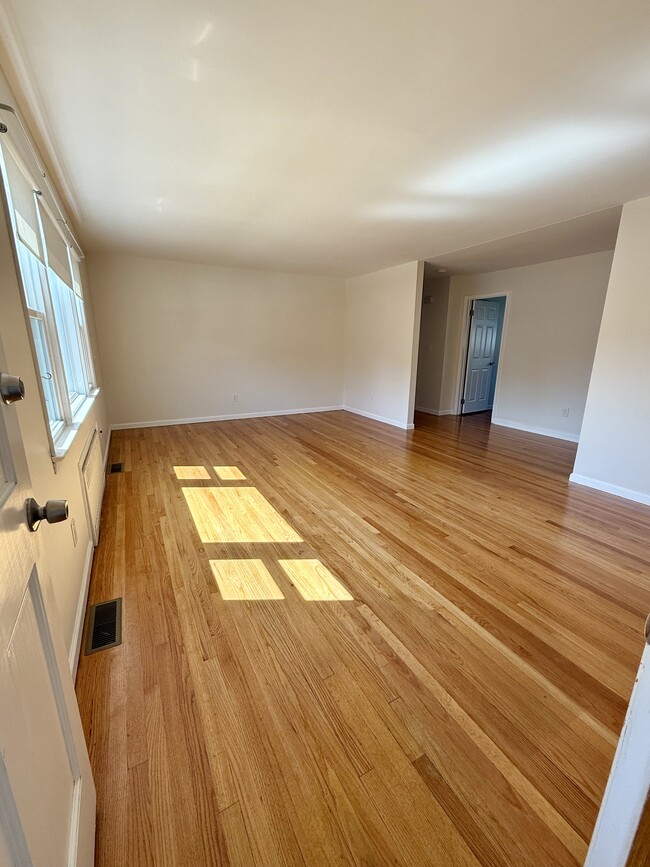 60 Baltimore Ave, Unit 1