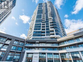 8020 Derry Rd in Milton, ON - Building Photo