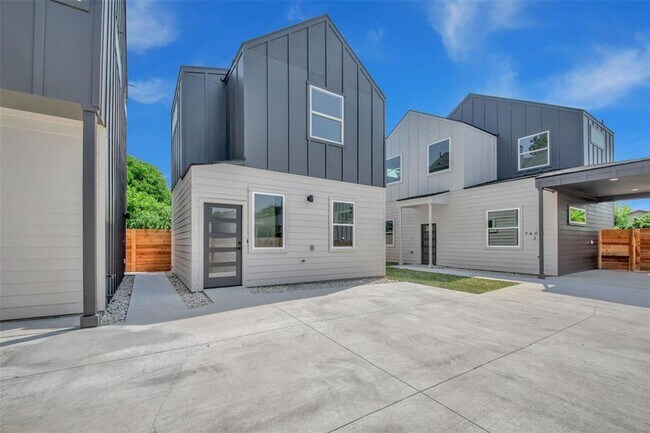 7603 Carver Ave-Unit -Unit 2 in Austin, TX - Building Photo - Building Photo