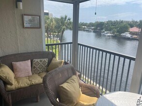 18 Royal Palm Way in Boca Raton, FL - Building Photo - Building Photo