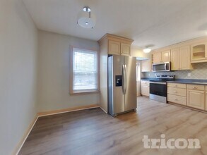 1010 Allward Dr in Waldorf, MD - Building Photo - Building Photo